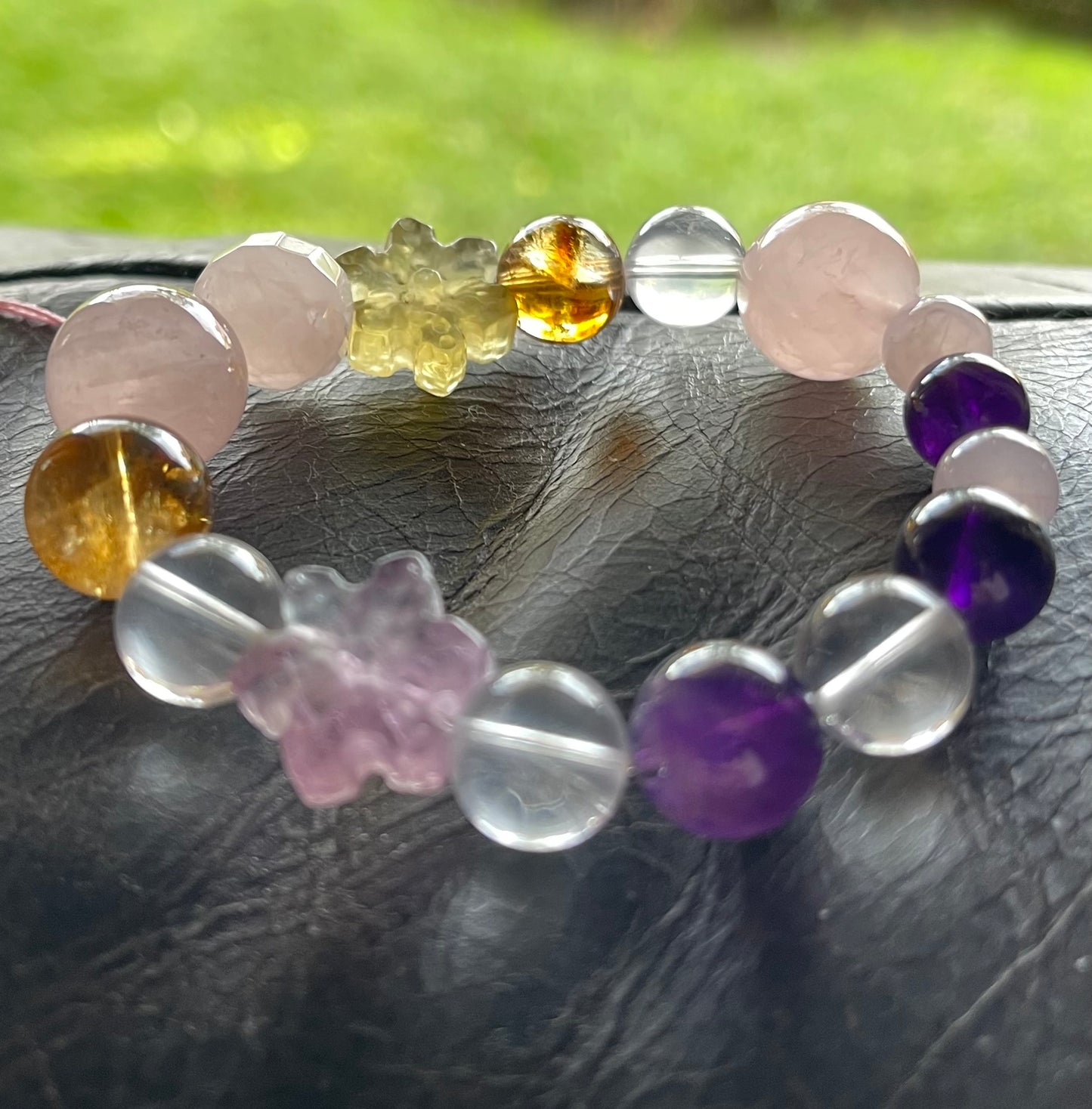 Pulsera amatista cuarzo rosa perla río fluorita y cuarzo blanco